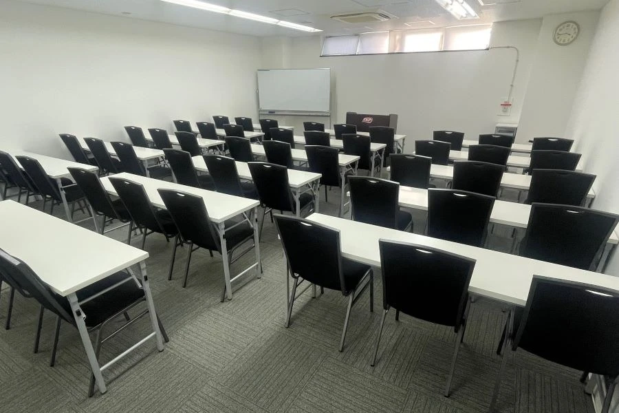 TKP神田ビジネスセンター カンファレンスルーム701