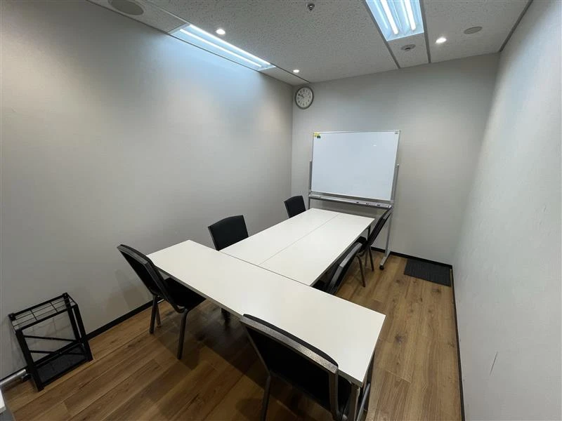 TKP新橋カンファレンスセンター ミーティングルーム15H