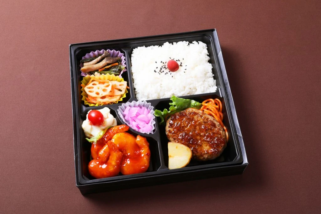 TKP華やぎ弁当　エビチリ×ハンバーグ弁当（お茶付）