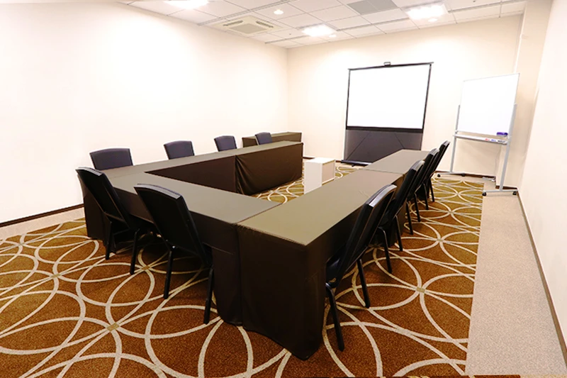 TKPガーデンシティPREMIUM仙台西口 ミーティングルーム8L