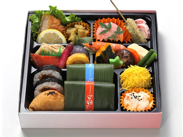 TKP金沢弁当（にぎわい）百万石弁当（お茶付）