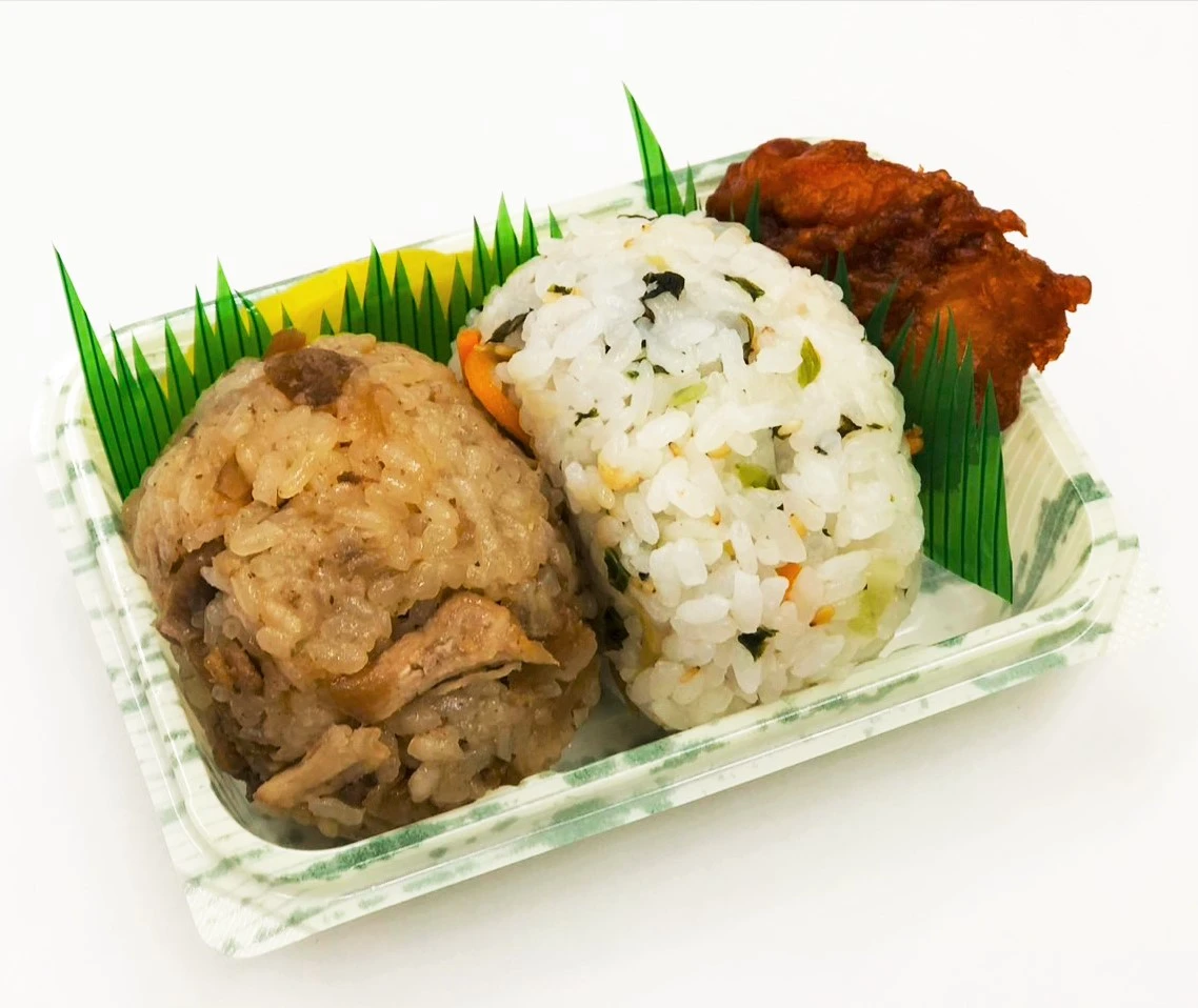 えび寿屋　おにぎり2個からあげ（鶏めし・高菜めし）