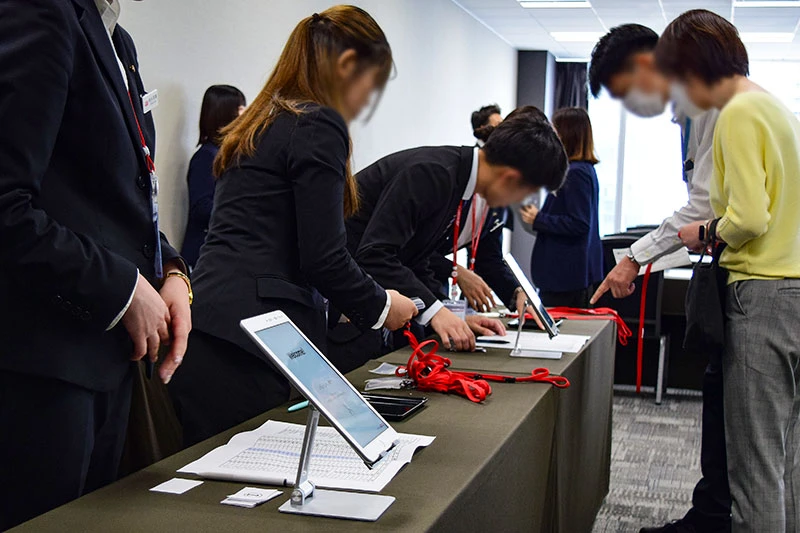 https://images.microcms-assets.io/assets/dafe7aa892a24c93965c1d4a581ad23f/3545ebcdedd14938b9e5894cad4927ae/gcp-osaka-umedashinmichi_2024_tasting_session_01_17.webp