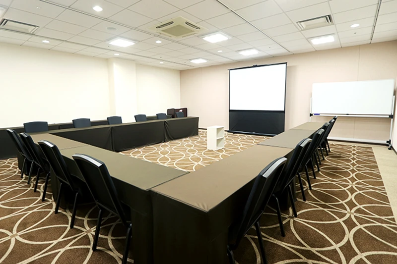 TKPガーデンシティPREMIUM仙台西口 カンファレンスルーム8J
