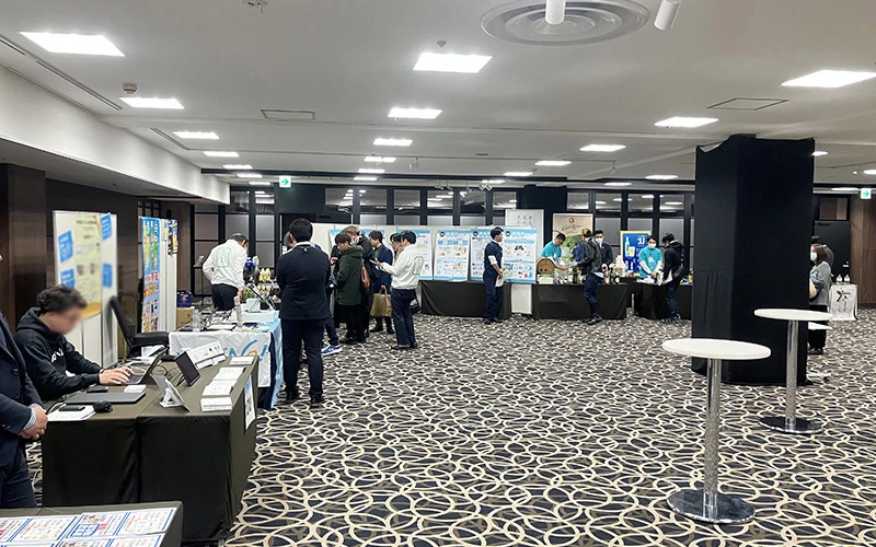 https://images.microcms-assets.io/assets/dafe7aa892a24c93965c1d4a581ad23f/397ef27c62754c0cbed59f8a900bae36/gcp-sapporo-odori_2025_exhibition_for_restaurants_05.webp