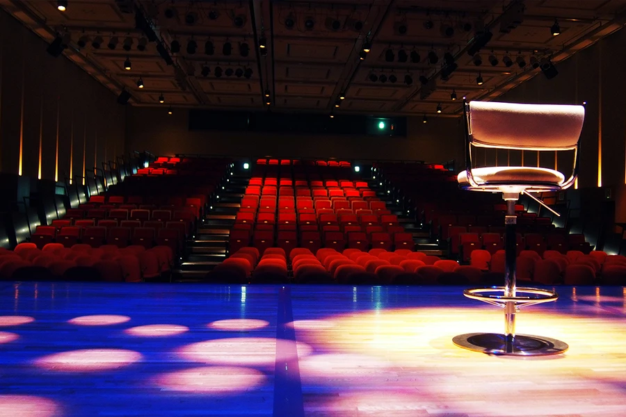 TKPエルガーラホール 会議室01
