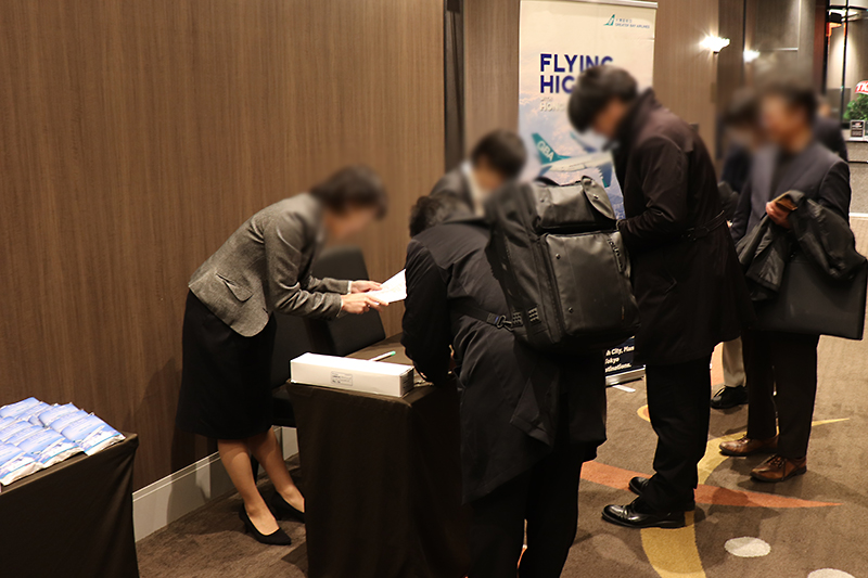 https://images.microcms-assets.io/assets/dafe7aa892a24c93965c1d4a581ad23f/3da5984be53447ca9576d619dc491c7a/gc-sendai-ekikita_202412_party_05.jpg