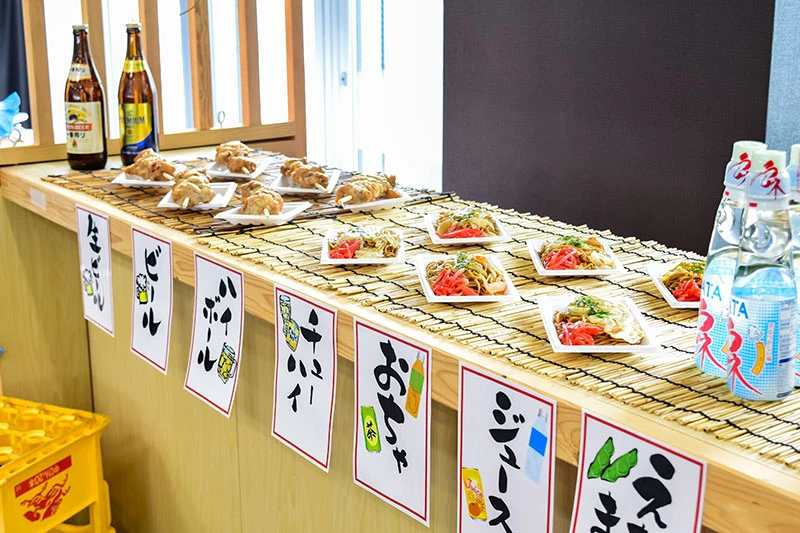 https://images.microcms-assets.io/assets/dafe7aa892a24c93965c1d4a581ad23f/3e5d2abe14ad46dc98f22bc631f0ecc9/gcp-osaka-umedashinmichi_2024_tasting_session_01_10.webp