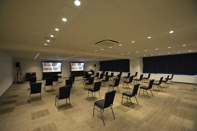 メイン会場の他、配信で参加できるサブ会場を用意