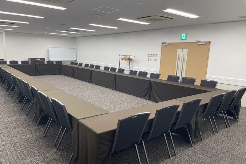 TKPエルガーラホール 会議室1