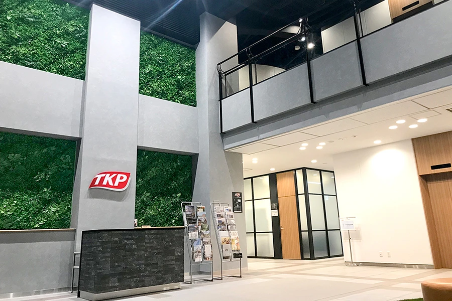 TKPガーデンシティPREMIUM横浜西口 受付