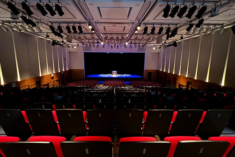 TKPエルガーラホール 大ホール