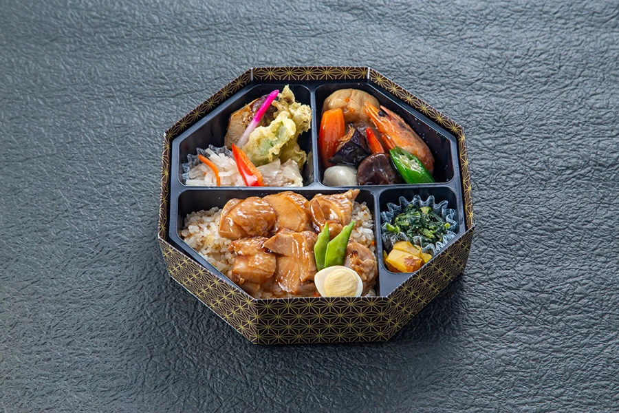 【熊本】鶏の照り焼きと炊き込みご飯