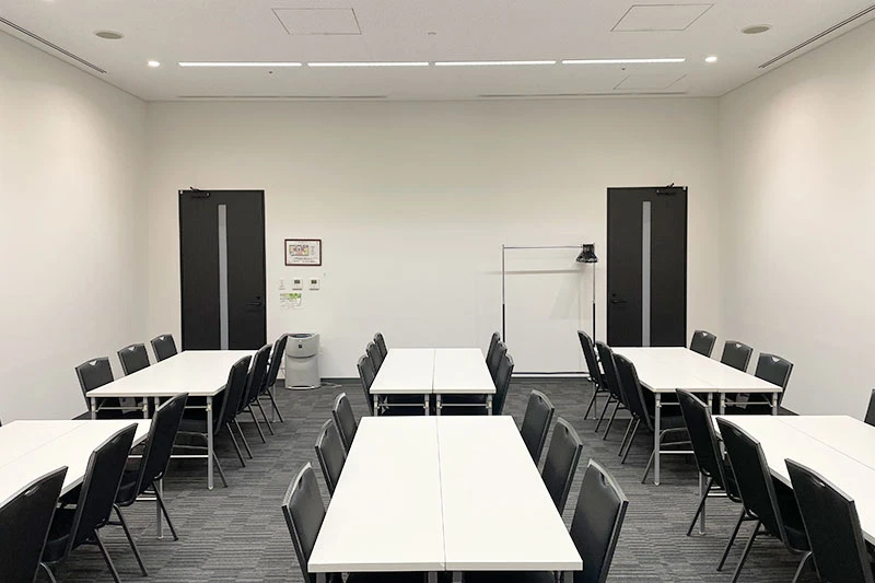 TKPガーデンシティPREMIUM神保町 ラッシュ(小部屋)