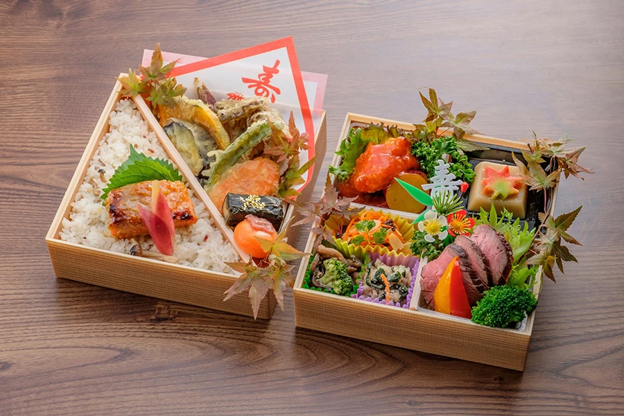 《典座》季節の懐石折詰弁当　竹