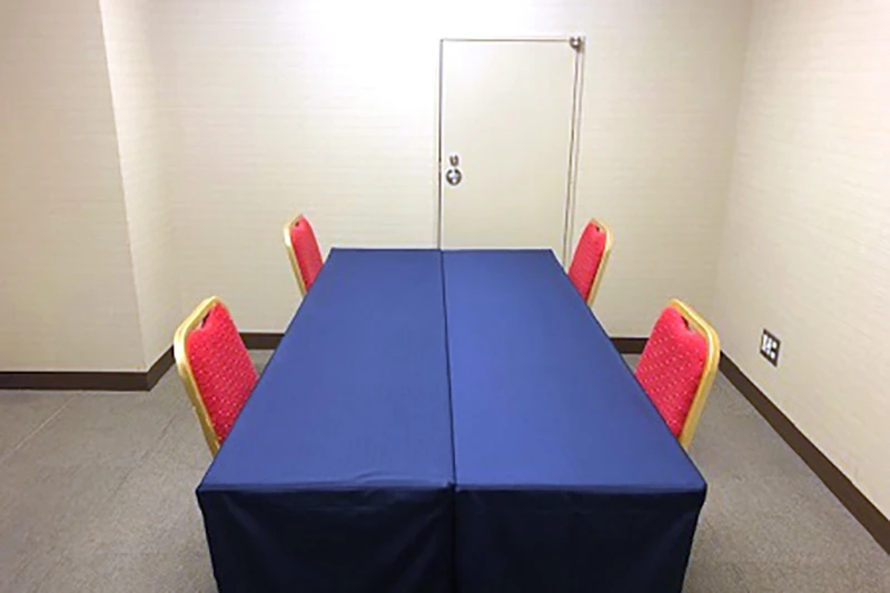 TKPザ ロイヤルパークホテル  福岡会議室 会議室C