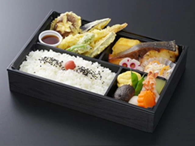 TKP金沢弁当（こだわり）ぶり粕漬け弁当※お茶付