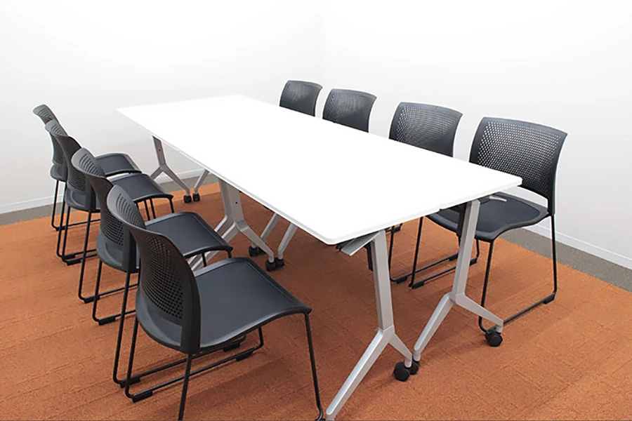 TKP神保町出版クラブホール・会議室 406