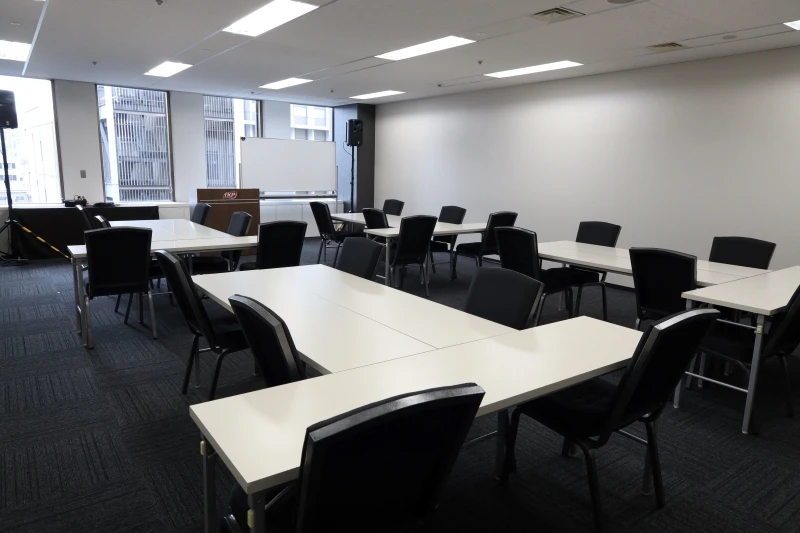 TKP新橋カンファレンスセンター カンファレンスルーム12H