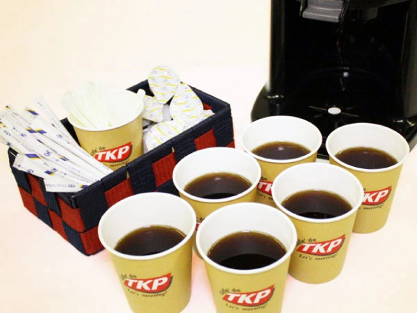 コーヒー ハーフポット900ml (ホット)