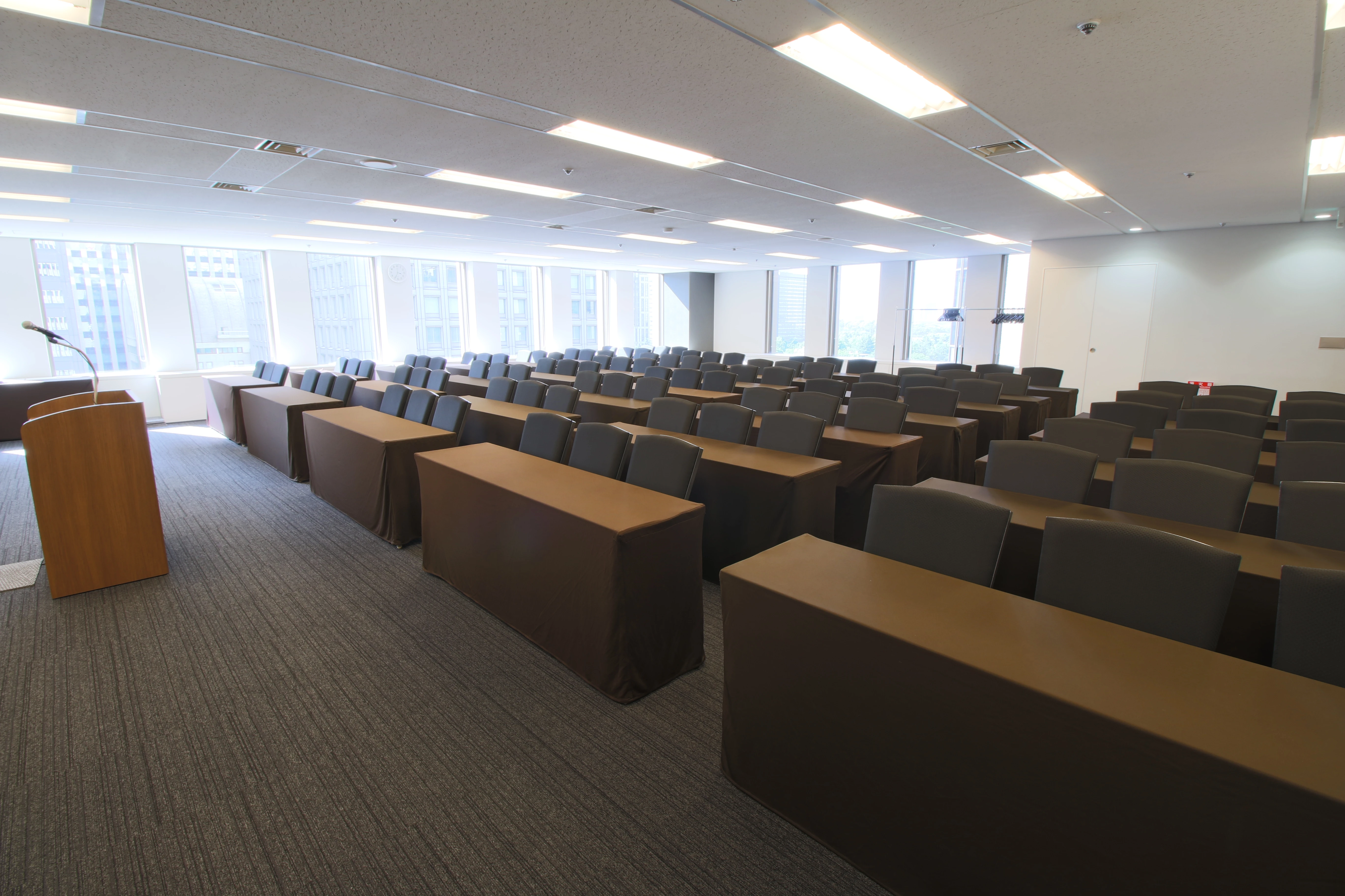 TKP新橋カンファレンスセンター ホール11A