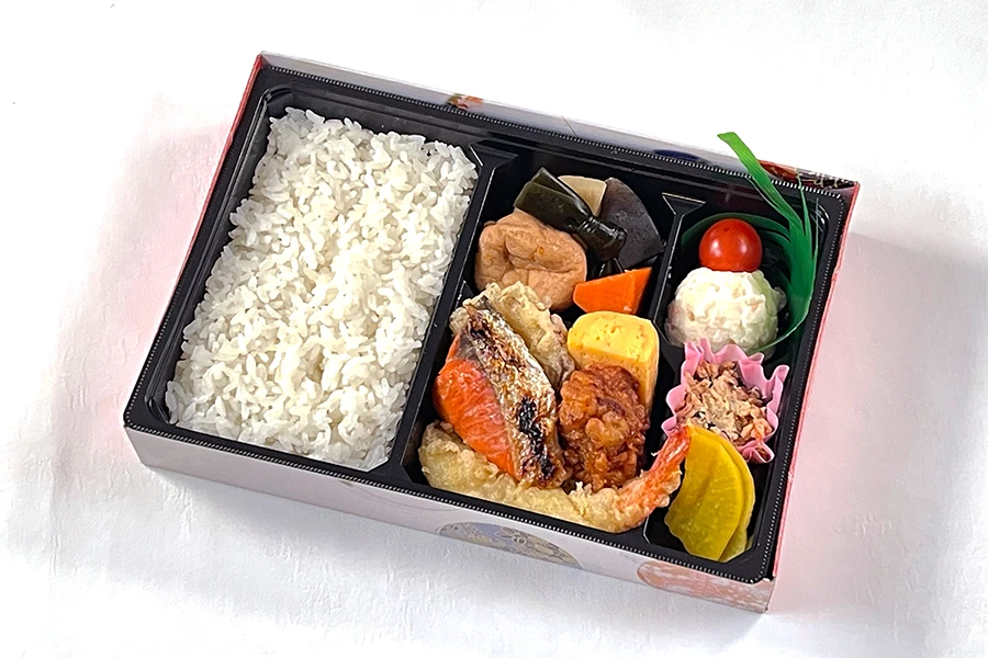 【札幌】サツベン　和風幕の内弁当　※お茶付き（500mlペットボトル）