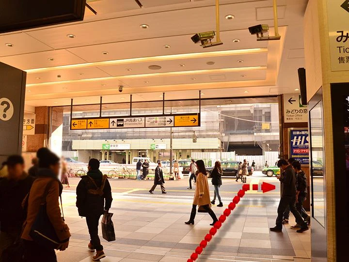 JR新宿駅南口1