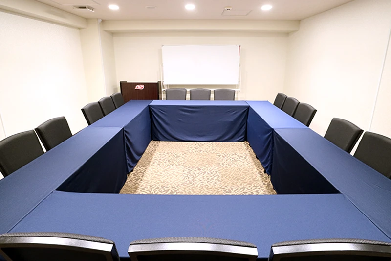 TKPガーデンシティ札幌駅前 ミーティングルーム4G