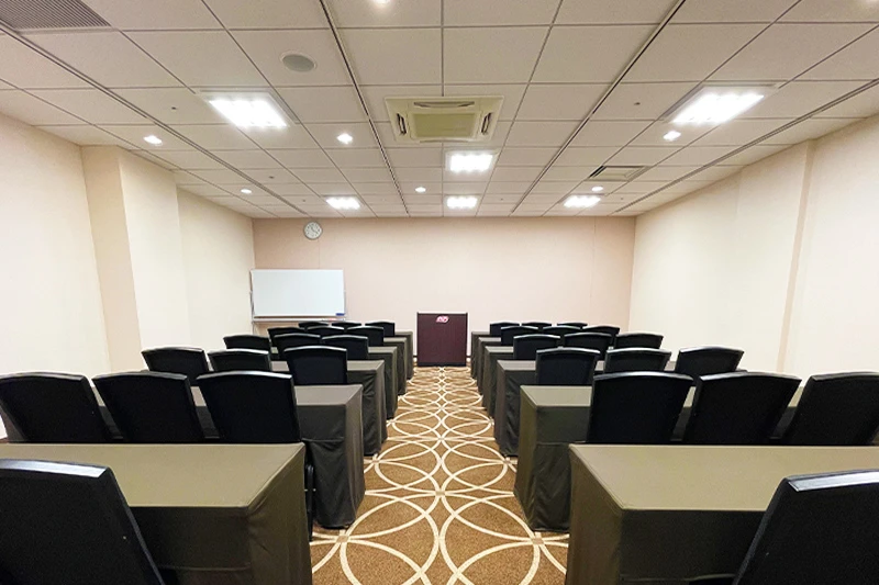 TKPガーデンシティPREMIUM仙台西口 カンファレンスルーム8J