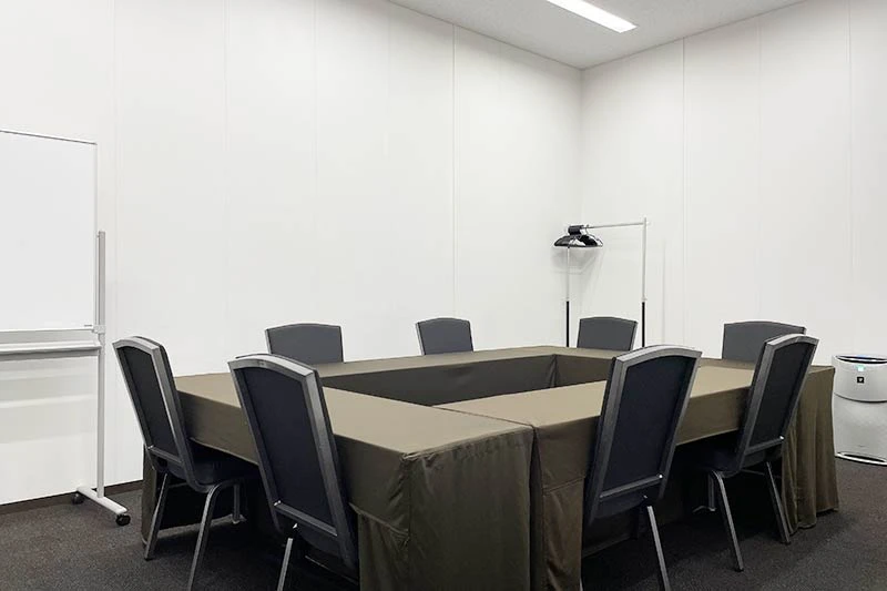 TKPガーデンシティPREMIUM横浜駅新高島 ミーティングルーム2G