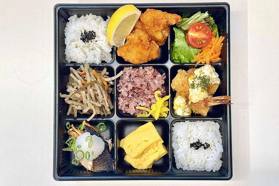 【高松】香川県産お魚弁当【B】利用期間(2025/10/7〜)