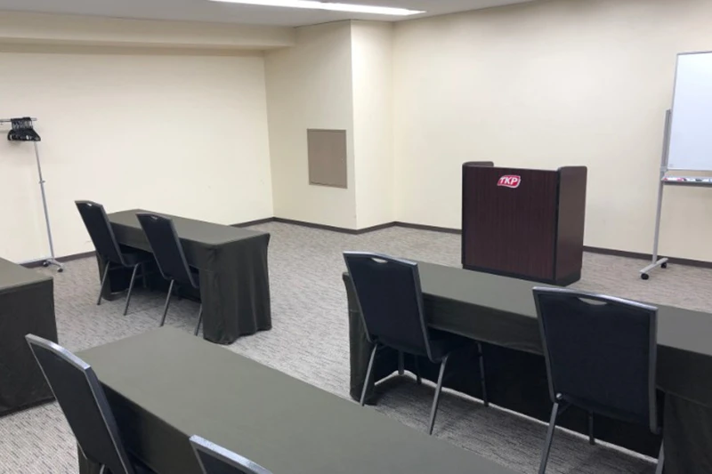 TKP名古屋伏見ビジネスセンター 会議室6C