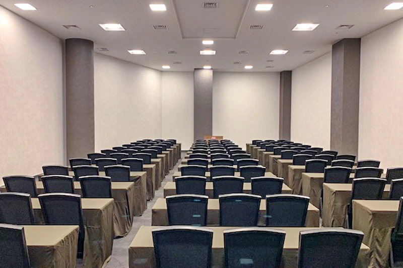 TKPガーデンシティPREMIUM大宮 【2階】ホール2G