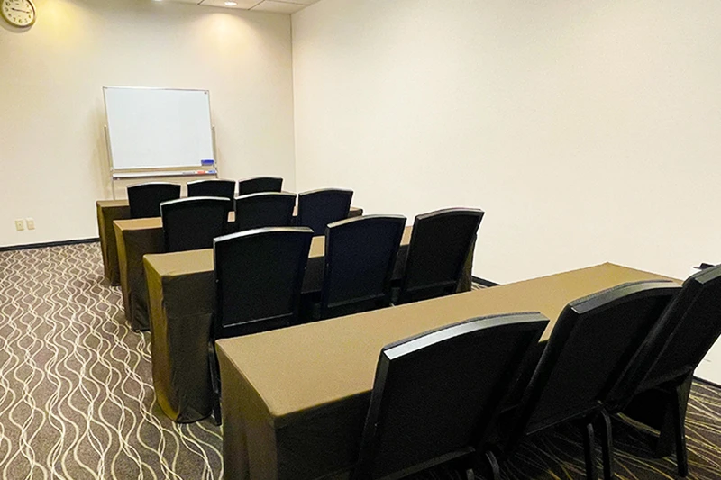 TKPガーデンシティPREMIUM仙台西口 ミーティングルーム4G