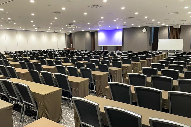 TKPガーデンシティPREMIUM田町 ホール4B