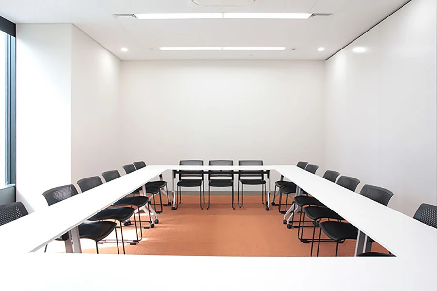 TKP神保町出版クラブホール・会議室 402