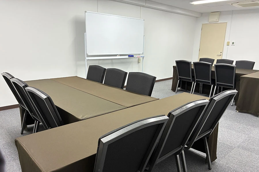 ミーティングルーム4B(TKP札幌ホワイトビルカンファレンスセンター)