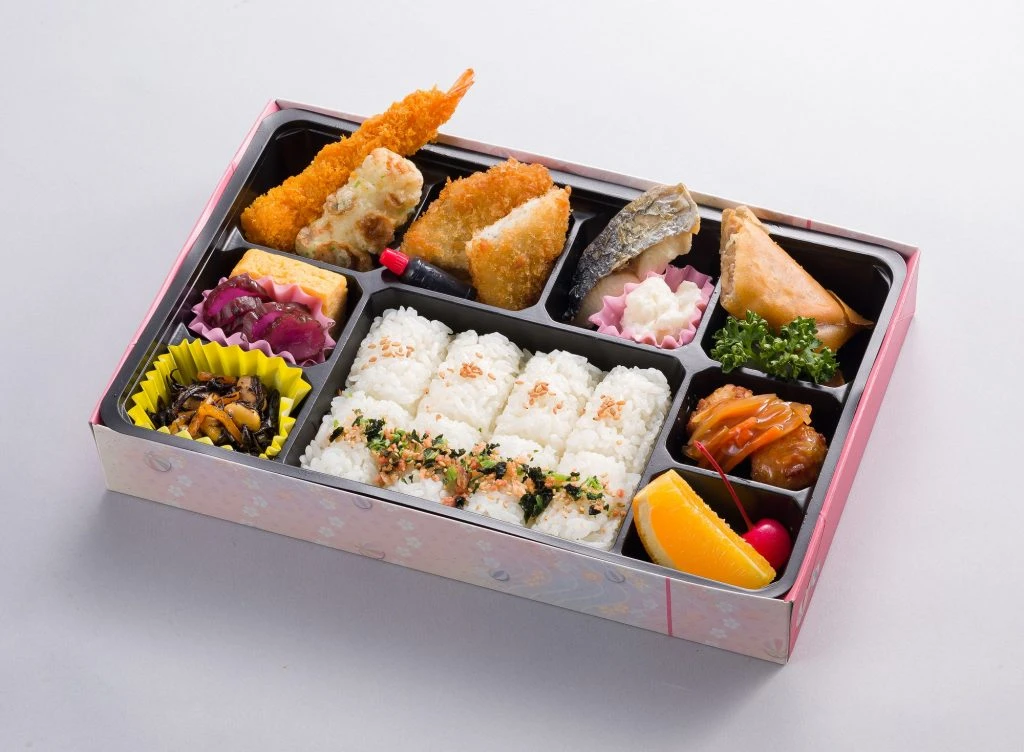 TKP満彩弁当　かすみ草(お茶付き)