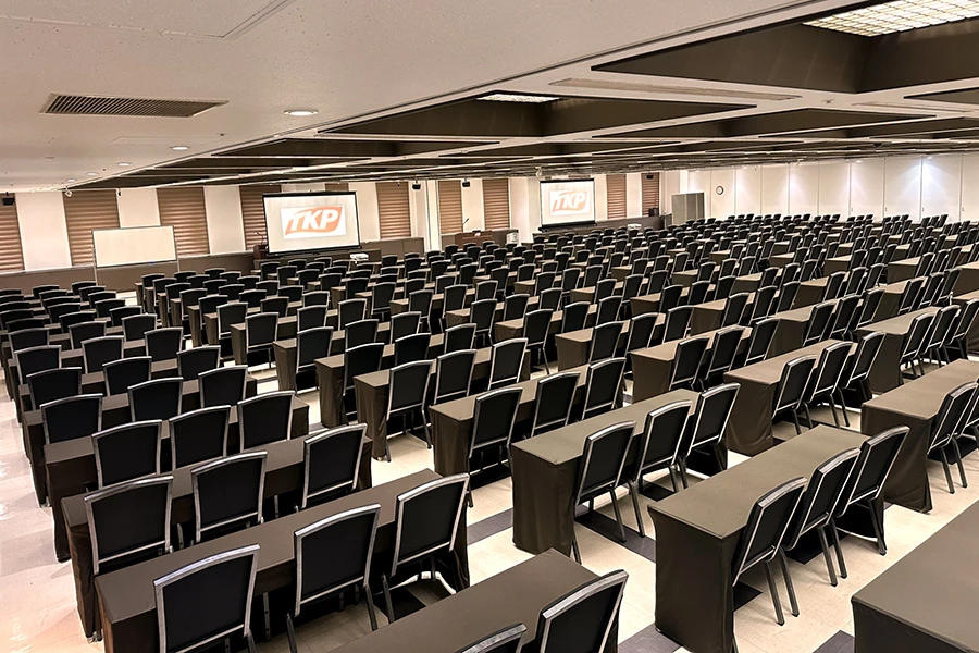 TKPガーデンシティPREMIUM天神スカイホール 会議室