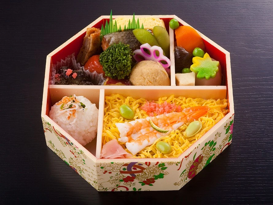 TKP特選弁当　六波羅　※お茶(ﾍﾟｯﾄﾎﾞﾄﾙ)付き
