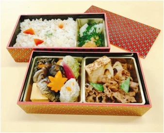 匠2段御膳　すき焼き弁当　ペット茶付（風呂敷付）