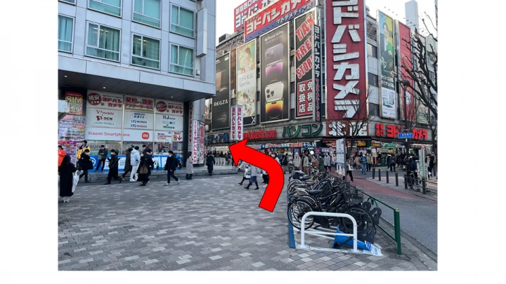 7:00～8:00及び22:00以降のご入館に関して1