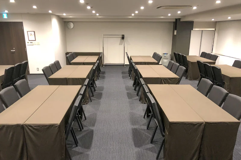 TKP東京駅カンファレンスセンター カンファレンスルーム10B