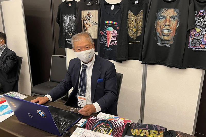 https://images.microcms-assets.io/assets/dafe7aa892a24c93965c1d4a581ad23f/fae6558746314e5dbbe788587ebc44fe/cc-ichigaya_2022_exhibition_01_13.webp