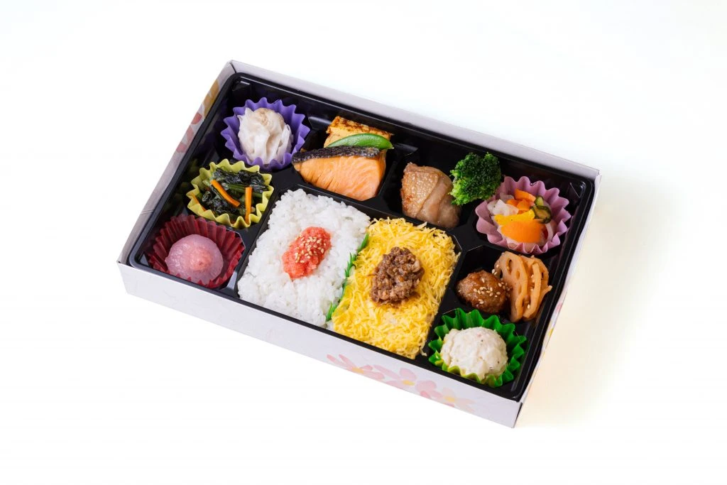 彩幕の内弁当（松）
