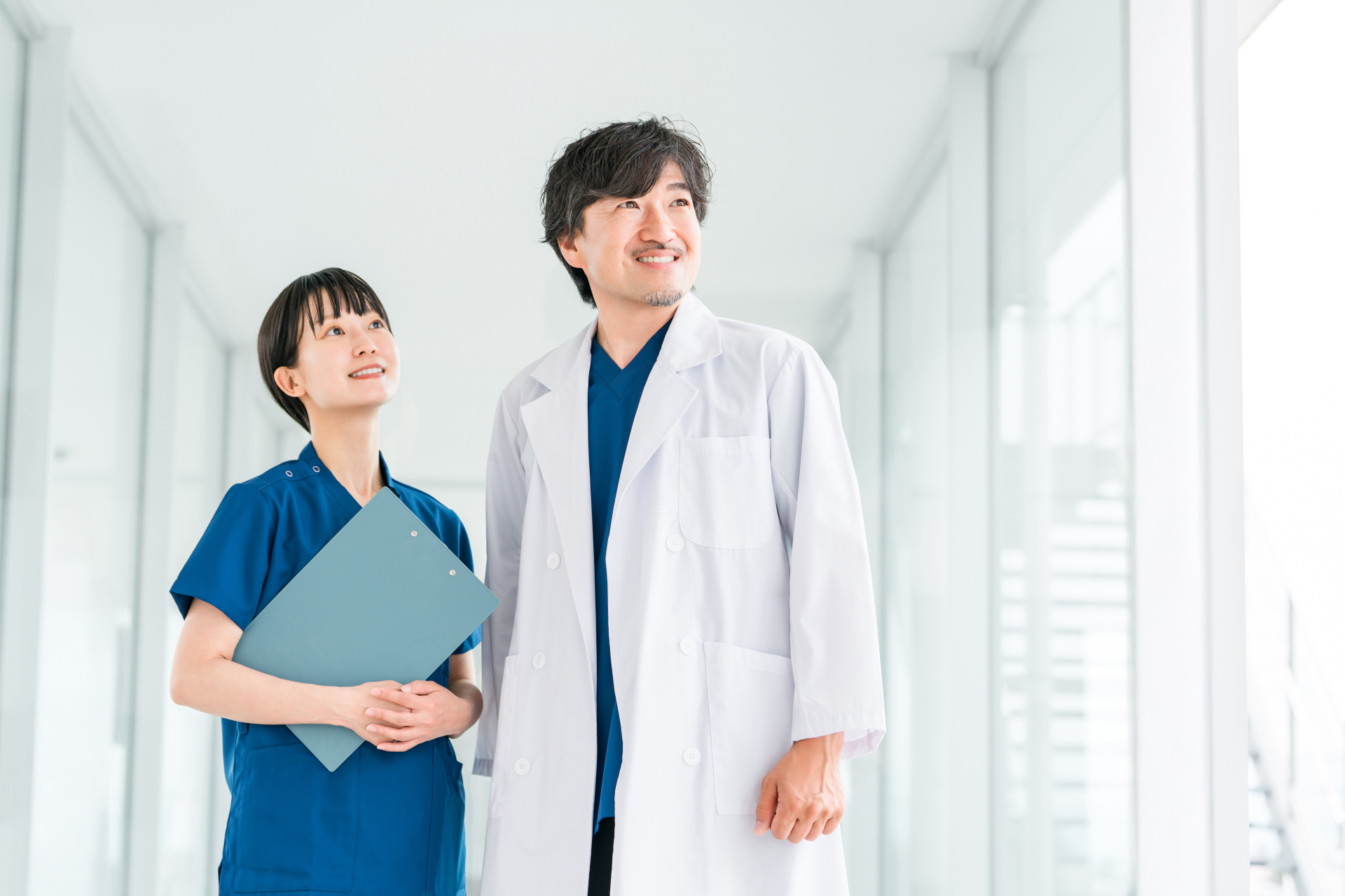 医師の転勤はいつまで続く？頻度や年収など確認しておきたいポイントを解説