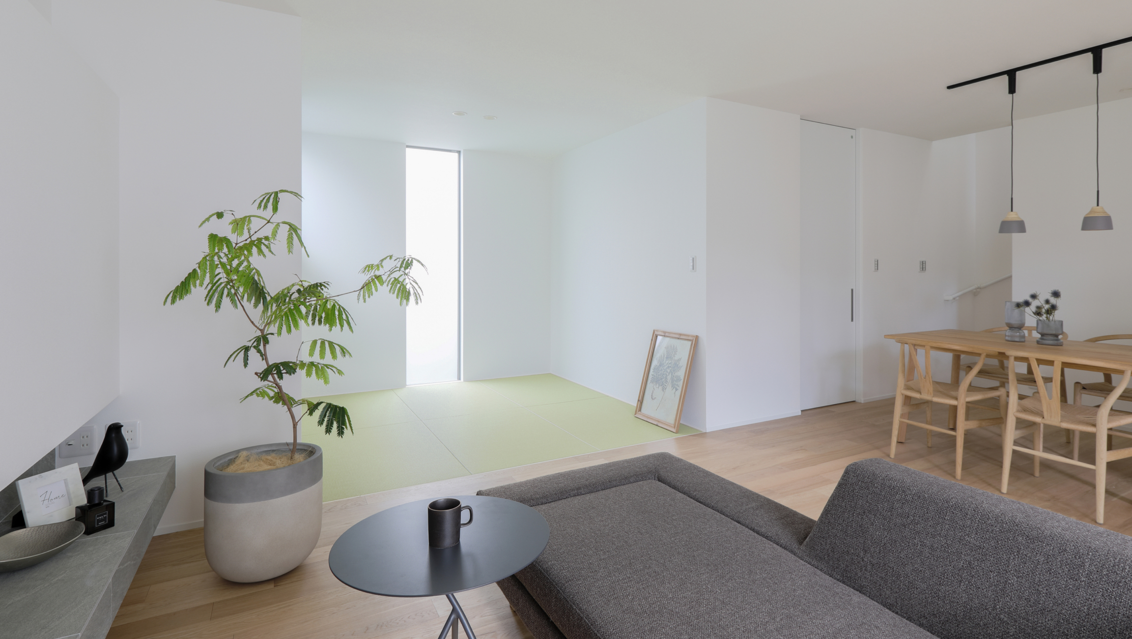 草津市追分3丁目田白の家