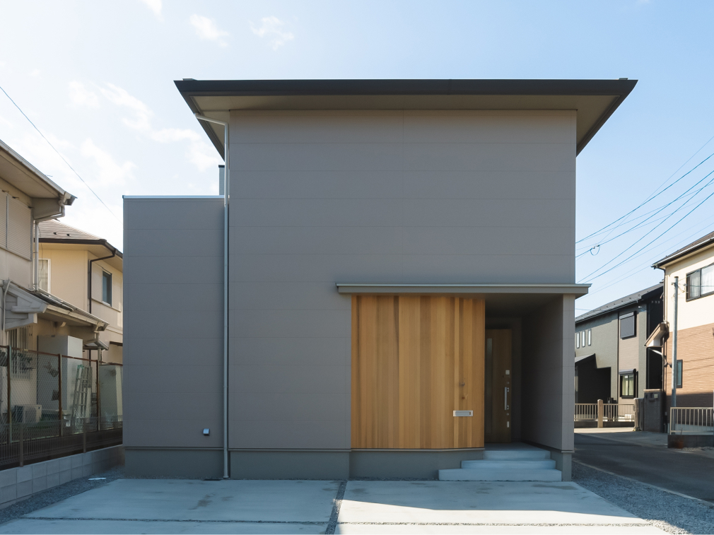 守山市二町町の家