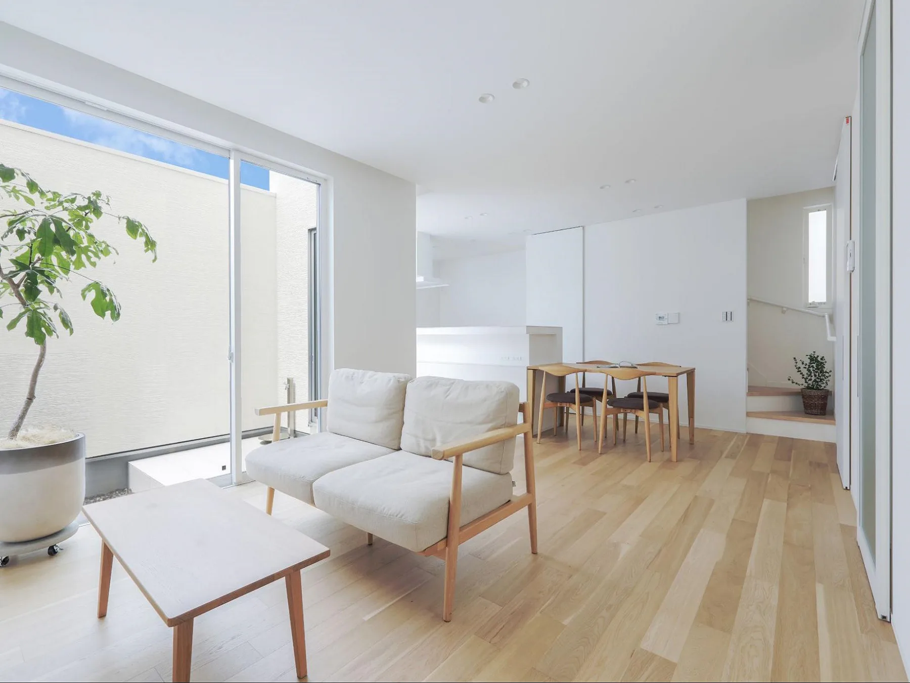 家を建てる費用はいくら必要?費用の内訳からコストダウンの方法まで解説