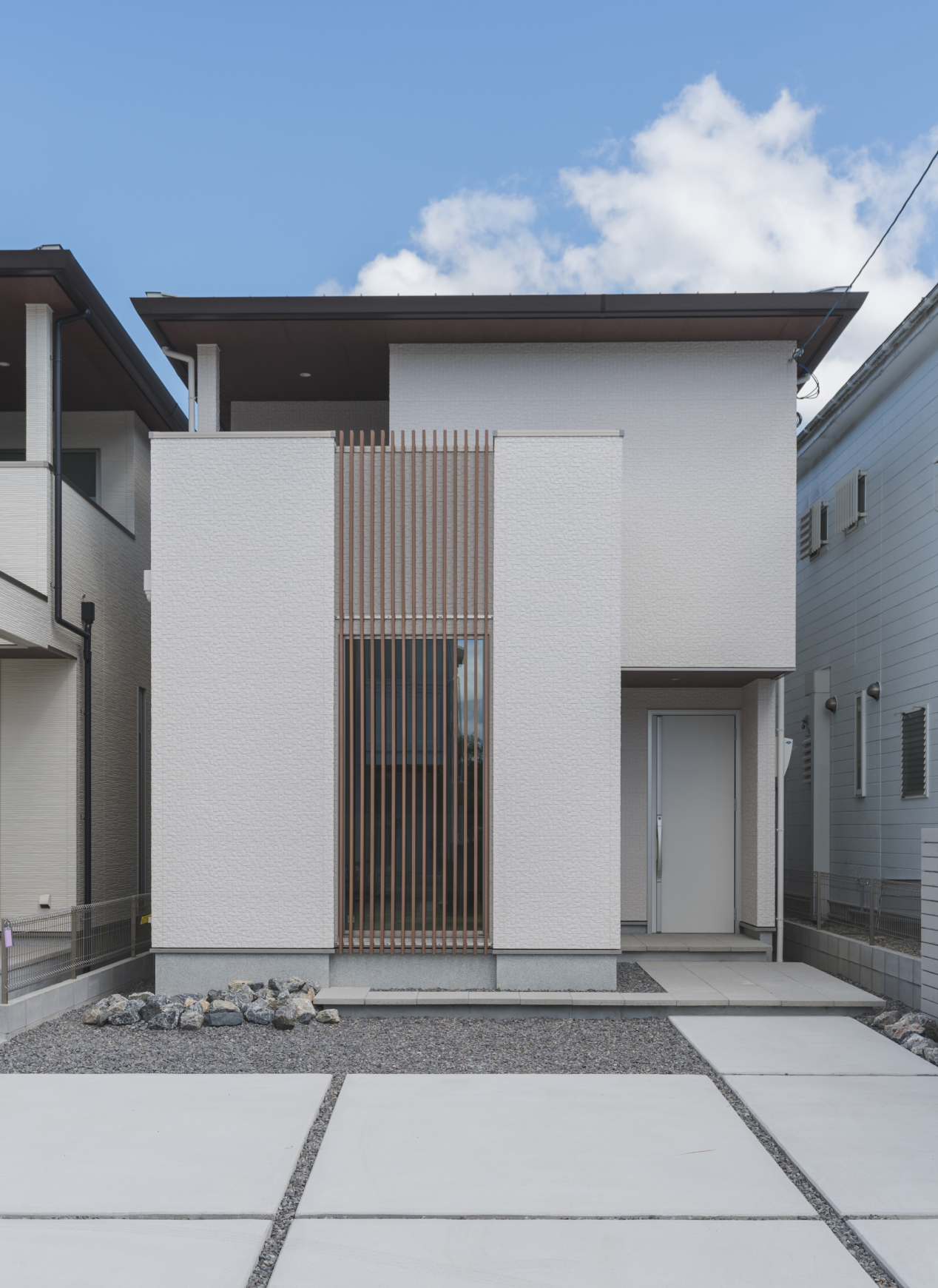 草津市追分南9丁目の家